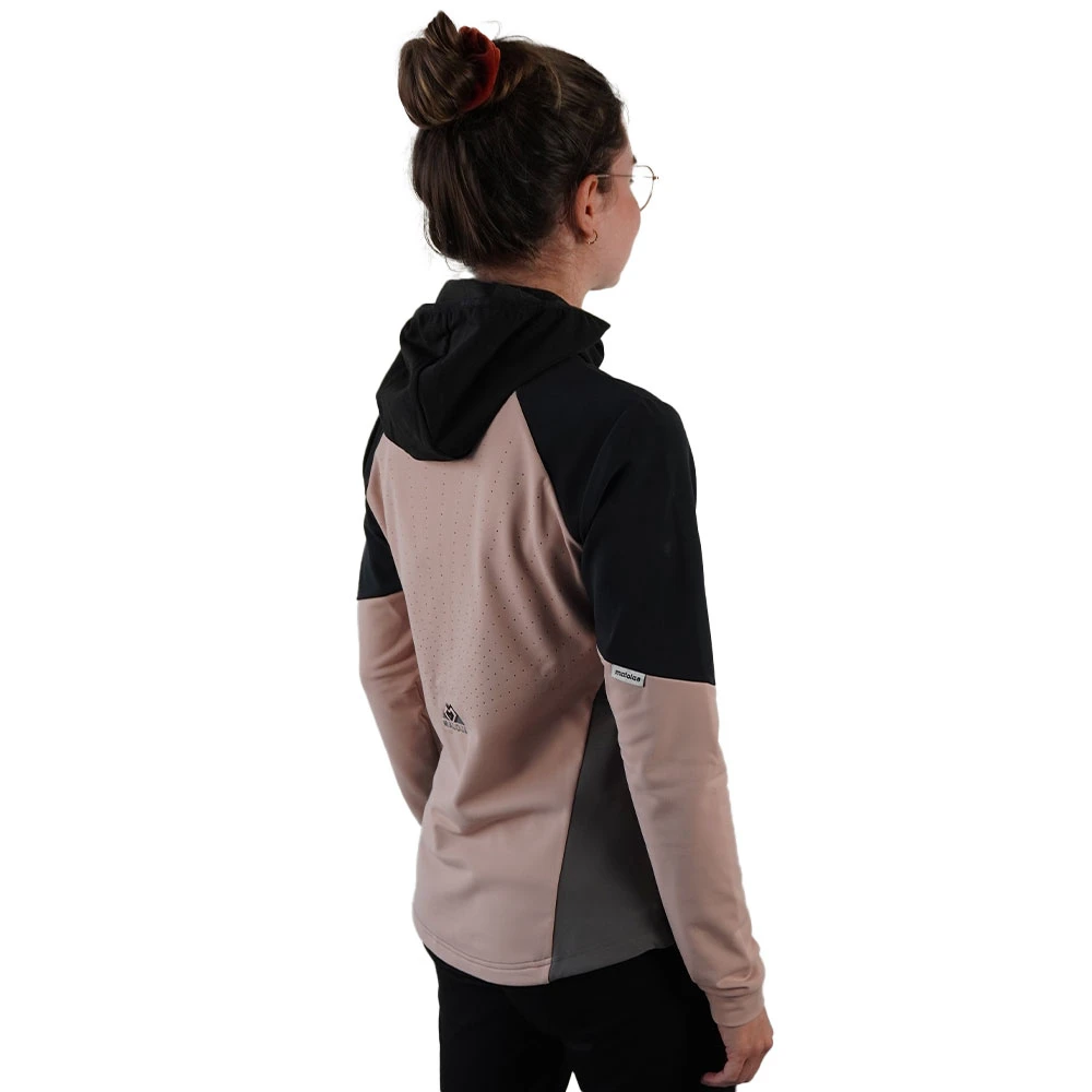 Maloja LeuchtmoosM. Nordic Hooded Softshelljacke Stone Damen 2 Maloja LeuchtmoosM. Nordic Hooded Softshelljacke Stone Damen – Bild 2