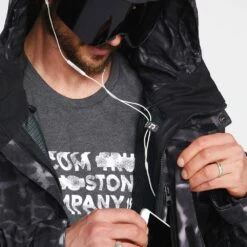 Volcom L Gore-Tex Schneejacke Black Giraffe Herren 10 Volcom L Gore-Tex Schneejacke Black Giraffe Herren -Bestes Skifahren Geschäft volcom l gore tex jacket g0652302 bag 03 grossCRPprIfgMi7Dh